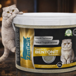 ZeniCat Premium Yeşil Aktif Karbonlu Bentonit Kedi Kumu 5 Lt – Kokusuz, Sıfır Toz, Üst Düzey Koku Hapsi