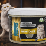 ZeniCat Premium Yeşil Aktif Karbonlu Bentonit Kedi Kumu 8 Lt – Kokusuz, Sıfır Toz, Üst Düzey Koku Hapsi